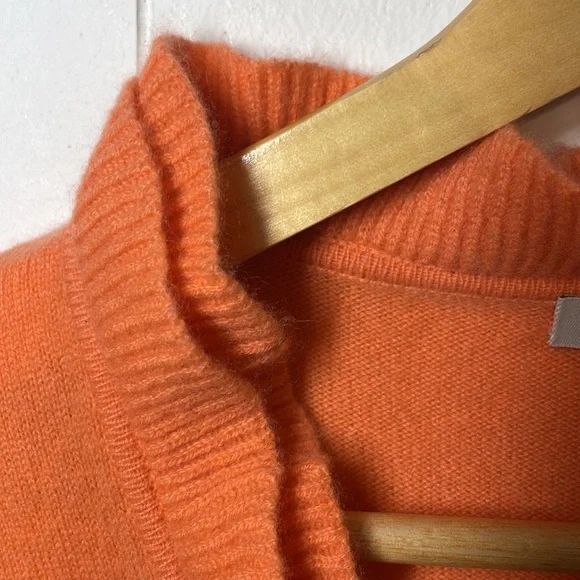 Garnet Hill Vintage Cashmere Sweater - Picture 4 of 8